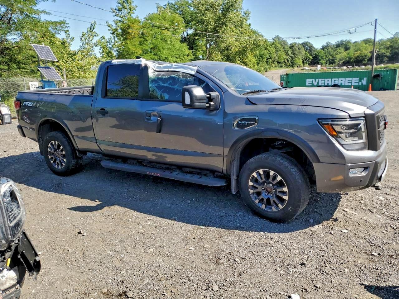 2023 Nissan TITAN VIN 1N6AA1FB9PN114590 photo 4