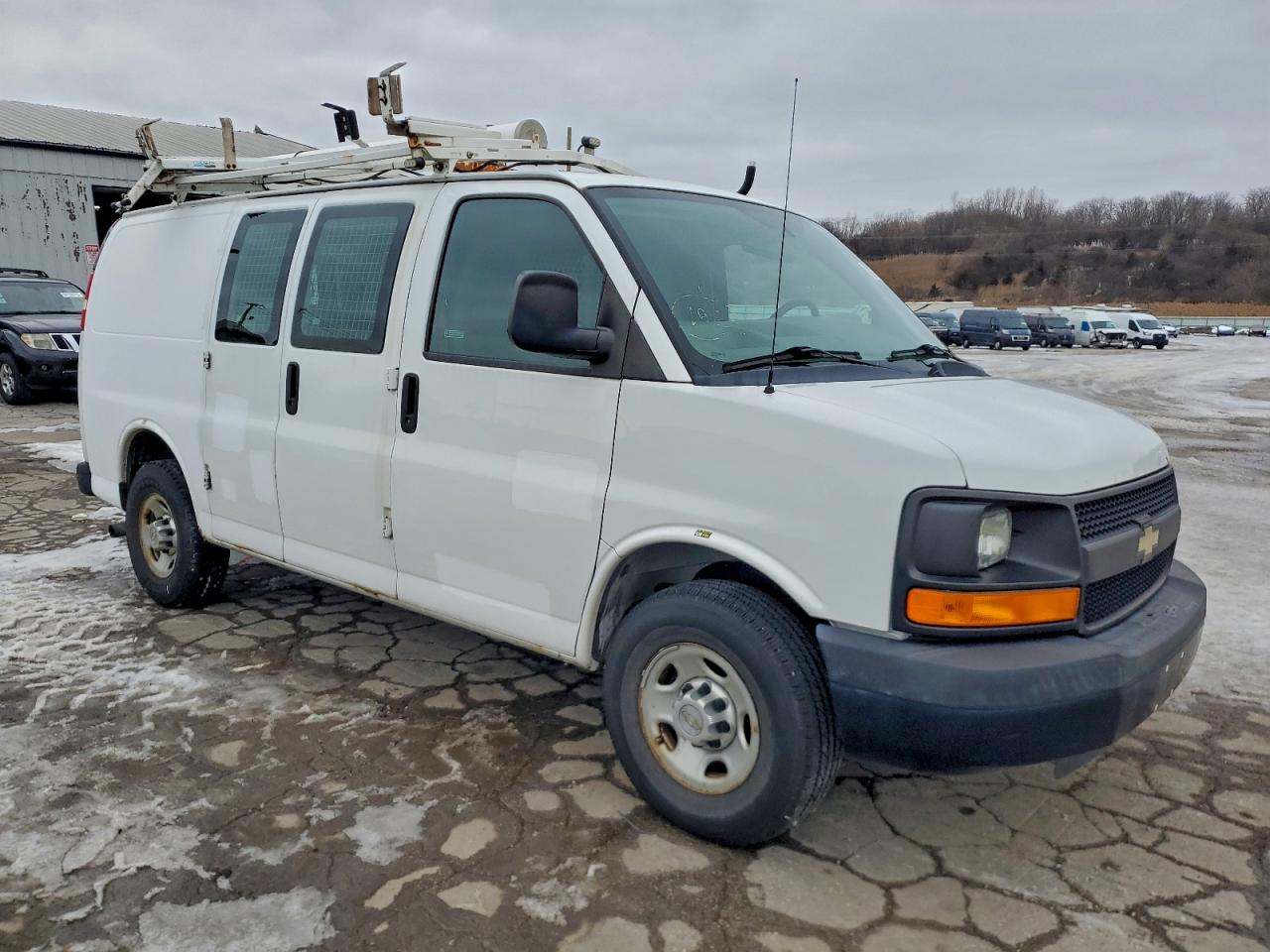 2013 CHEV Express VIN 1GCWGFCA0D1192503 photo 4