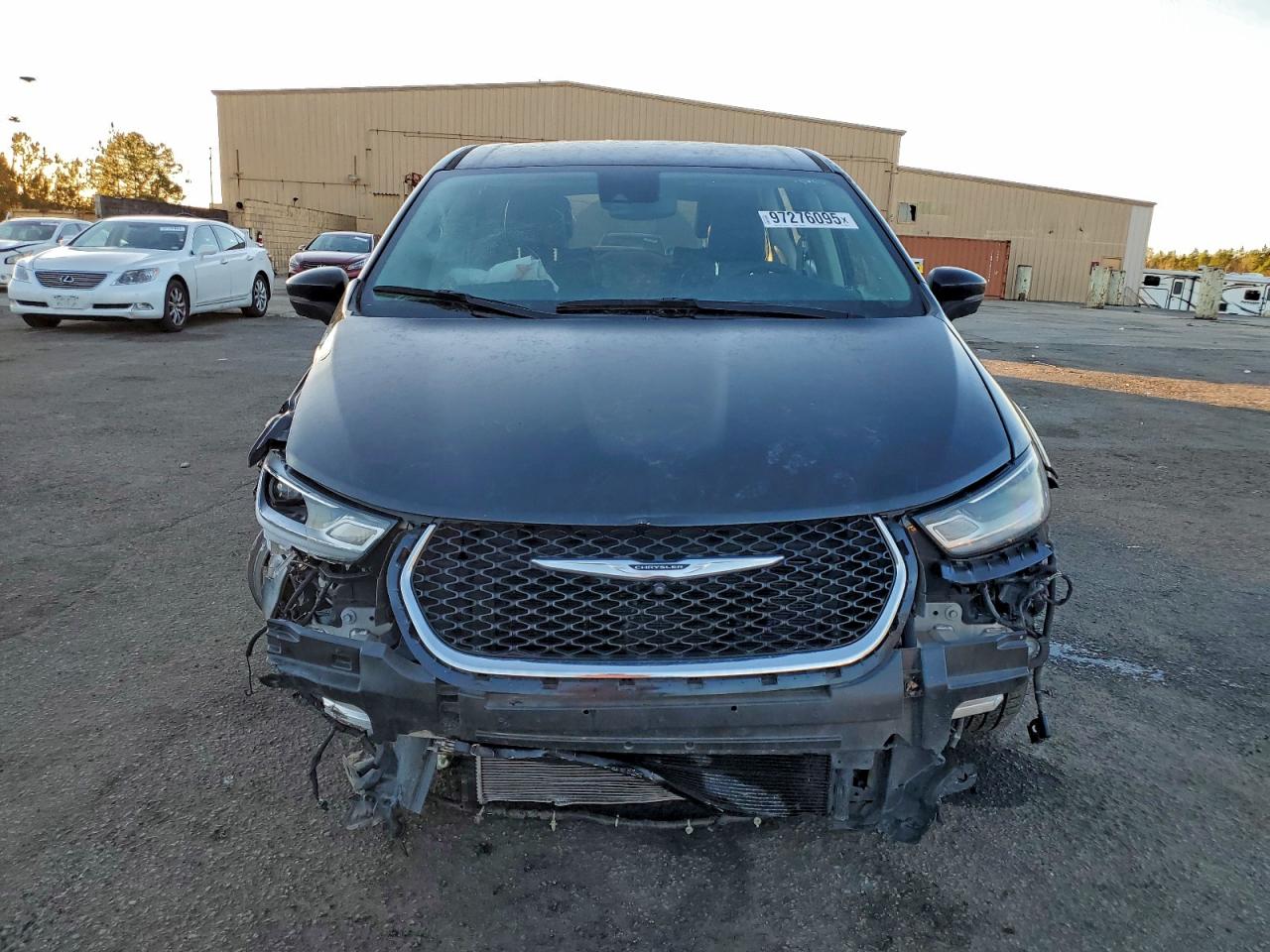 2023 Chrysler Pacifica VIN 2C4RC1L78PR562466 photo 5