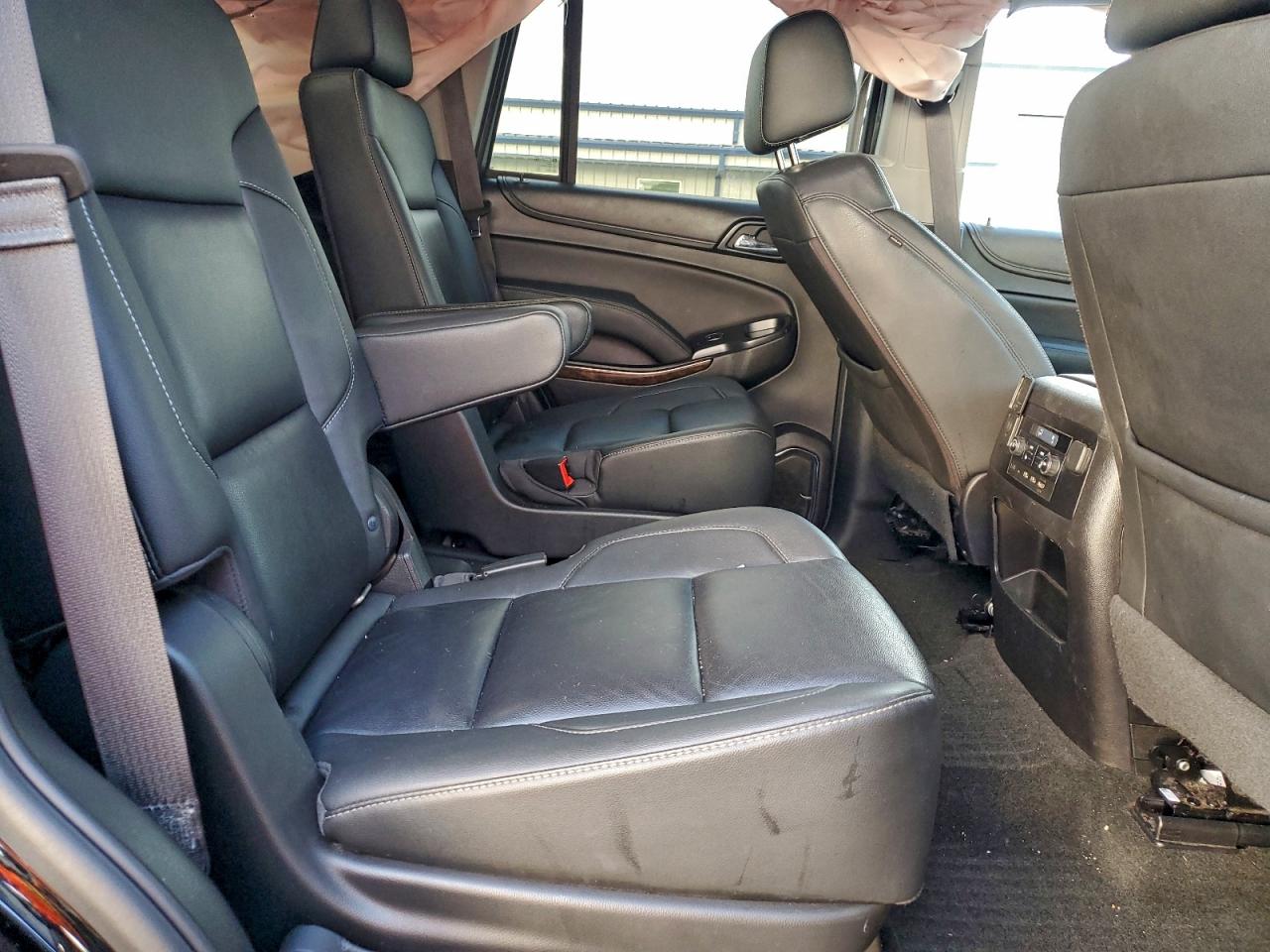 2018 CHEVROLET Tahoe VIN 1GNSKBKCXJR132936 photo 11