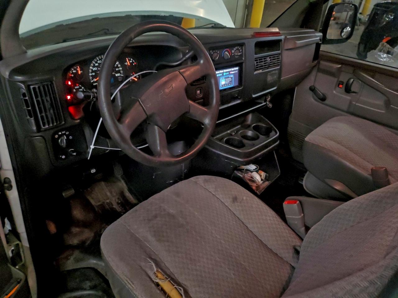 2005 CHEVROLET Express VIN 1GCGG25V551187201 photo 8