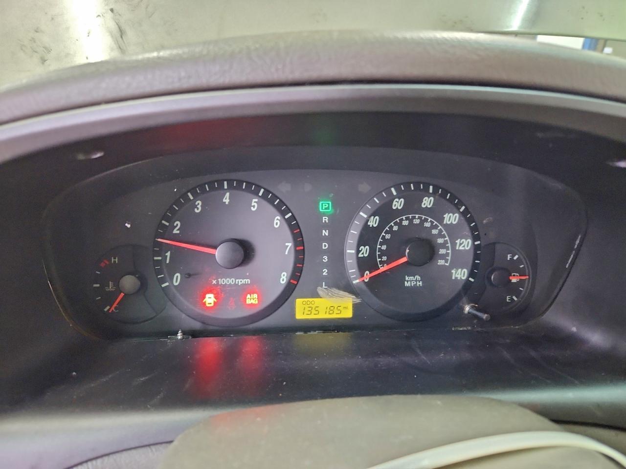 2005 Hyundai Elantra VIN KMHDN46D95U196231 photo 9