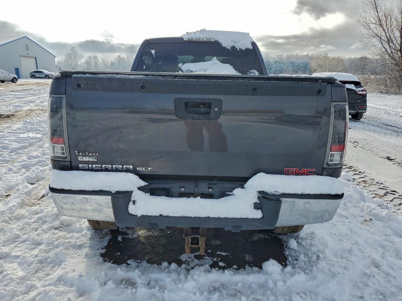 2011 GMC SIERRA VIN 1GTR2WE3XBZ332792 photo 6
