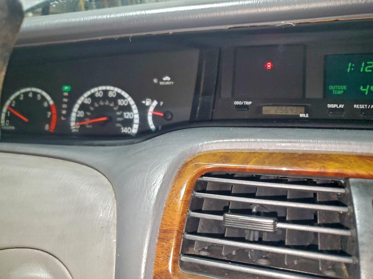 2001 Toyota Avalon VIN 4T1BF28B41U167296 photo 9