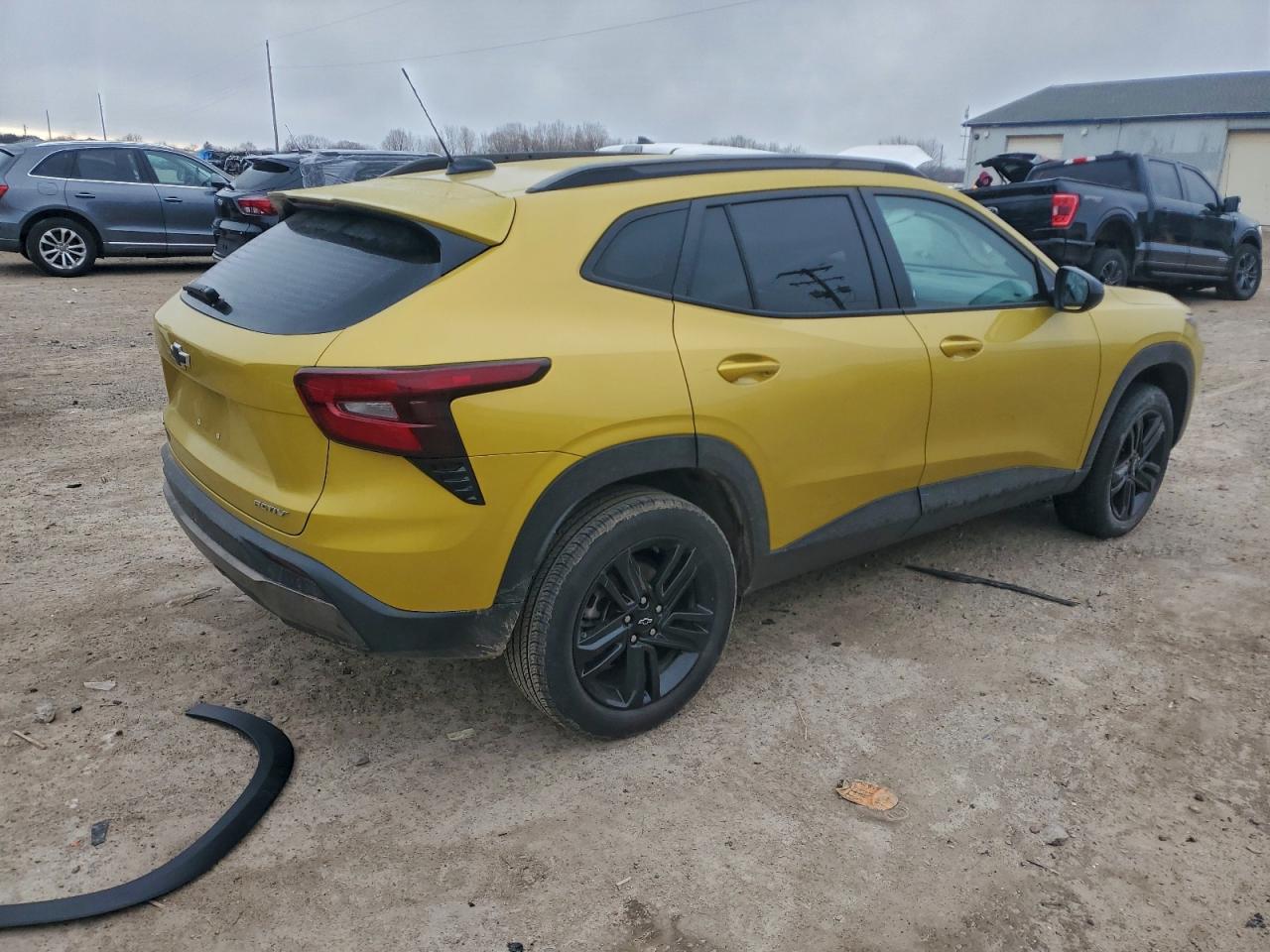 2024 Chevrolet Trax activ VIN KL77LKE23RC131802 photo 3