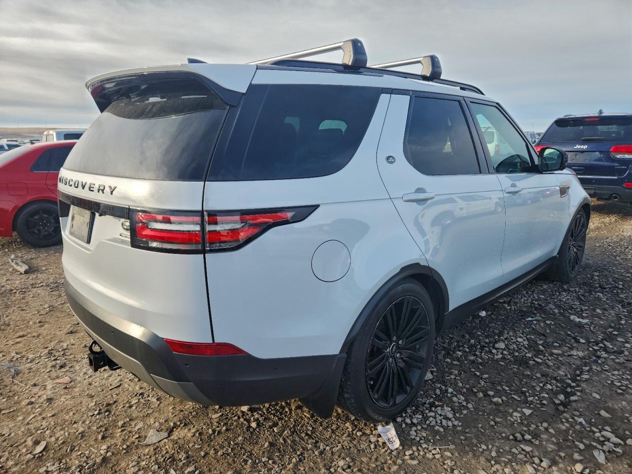 2017 LAND Discovery VIN SALRHBBV6HA040361 photo 3