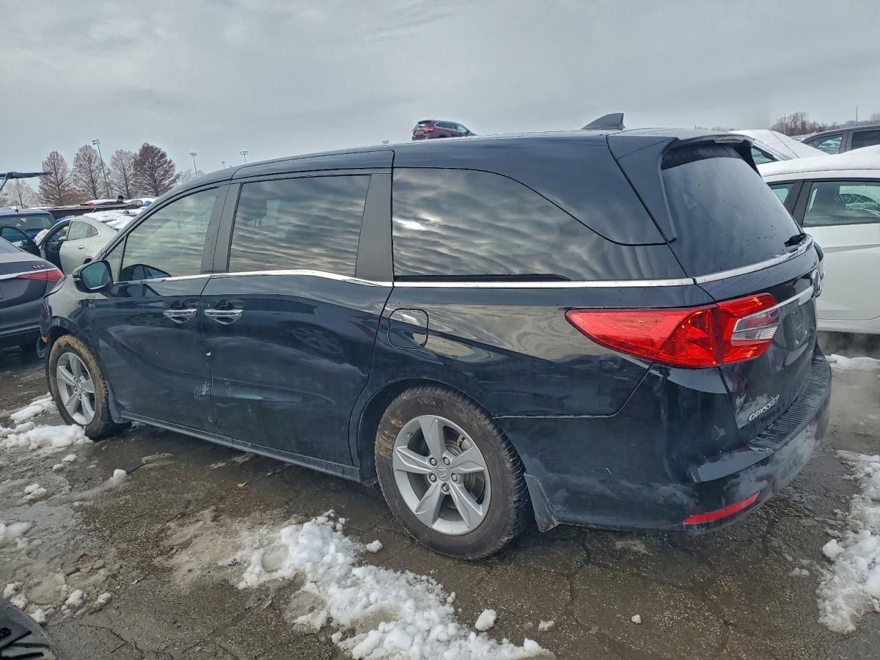 2020 Honda All models VIN 5FNRL6H74LB036007 photo 2