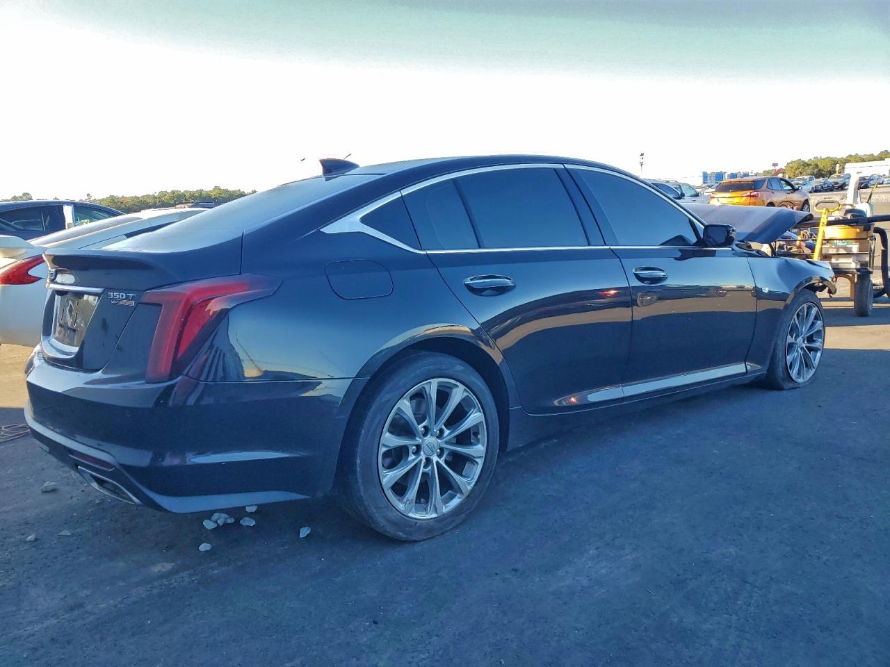 2022 Cadillac Ct5 VIN 1G6DN5RK6N0121338 photo 3