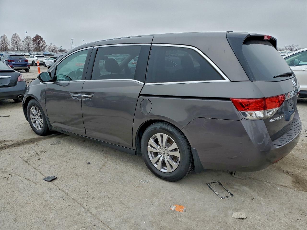 2016 Honda All models VIN 5FNRL5H67GB138473 photo 2