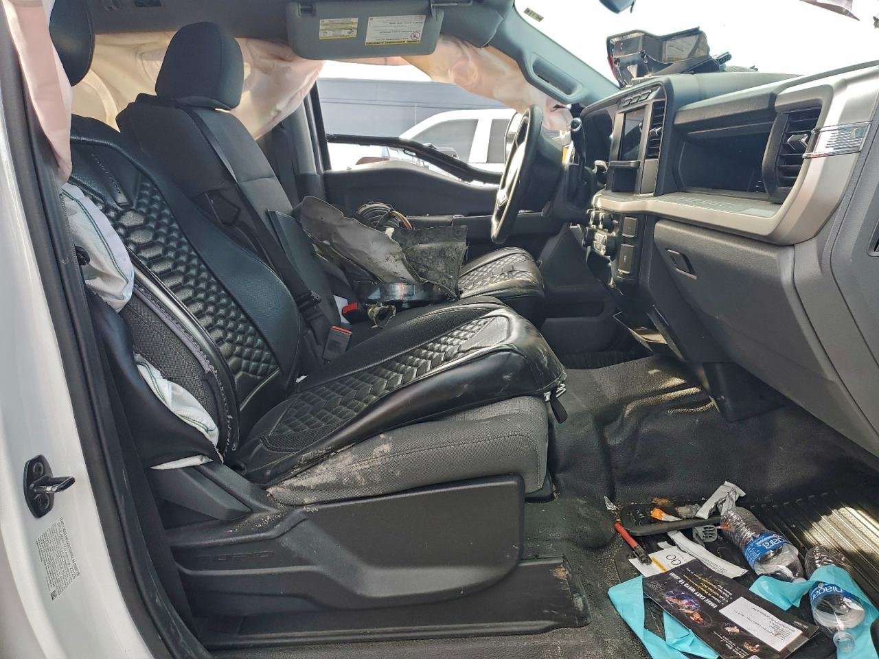 2023 Ford F450 VIN 1FT8W4DT2PED07681 photo 7