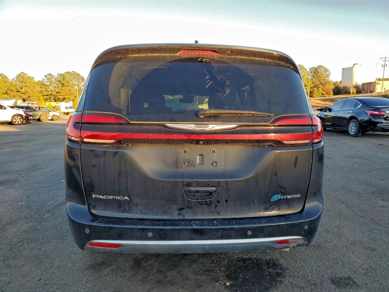 2023 Chrysler Pacifica VIN 2C4RC1L78PR562466 photo 6