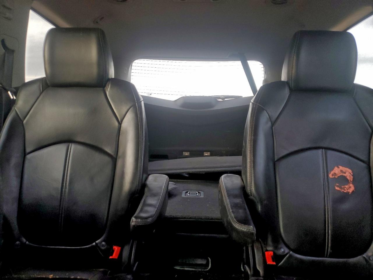 2013 Chev Traverse VIN 1GNKRJKD3DJ191358 photo 10