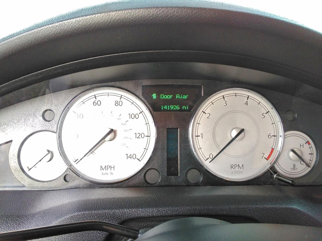 2007 Chrysler 300 VIN 2C3KA53G27H900551 photo 9
