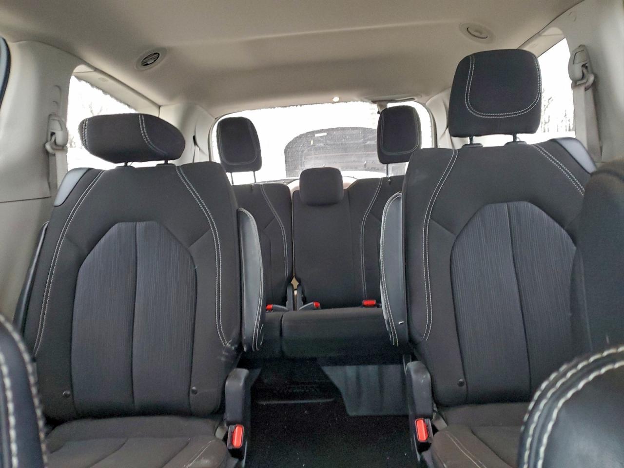 2022 Chrysler Minivan VIN 2C4RC1CG9NR144219 photo 10