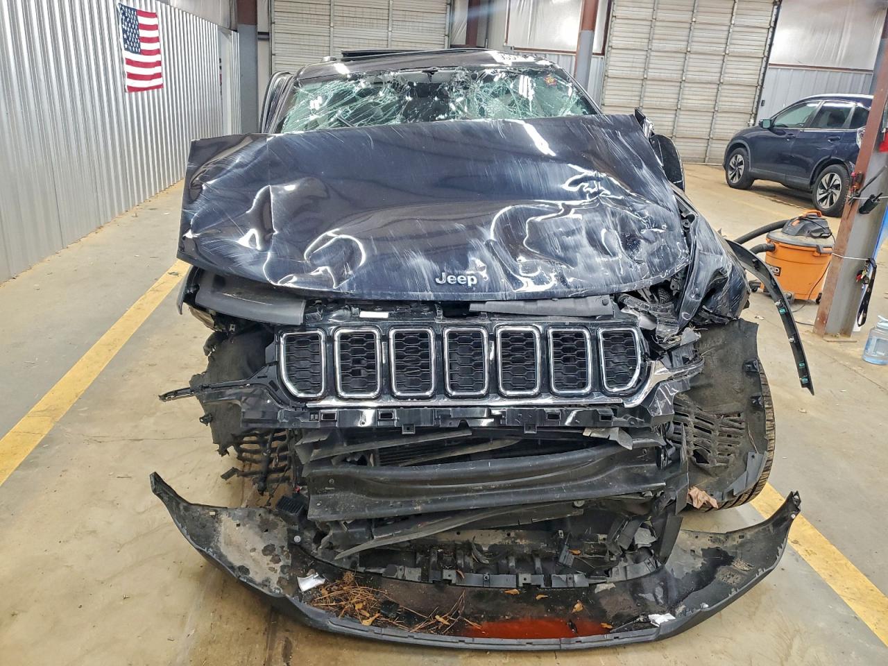 2024 Jeep Grand cher VIN 1C4RJYB69RC720669 photo 5