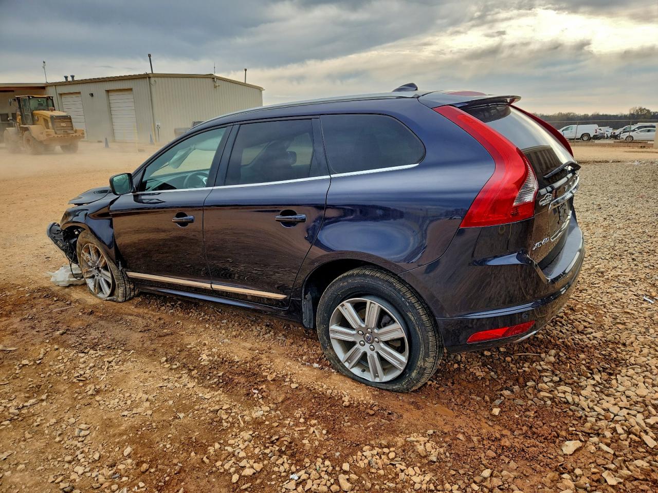 2016 Volvo Xc60 VIN YV449MRK3G2892405 photo 2