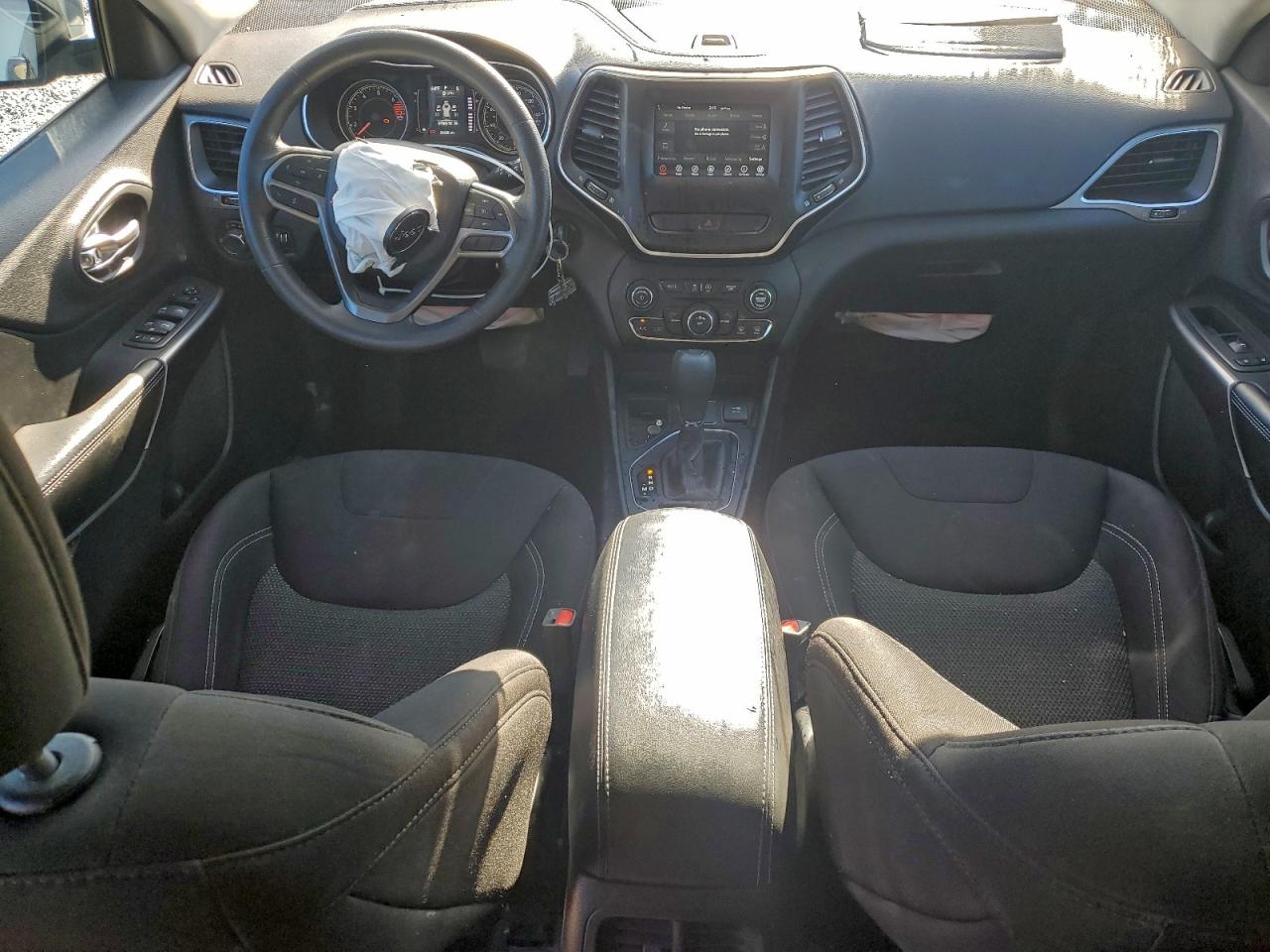 2020 Jeep Grand cher VIN 1C4PJLCB8LD653943 photo 8