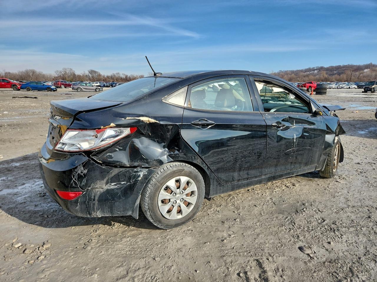 2015 Hyundai Accent VIN KMHCT4AEXFU925422 photo 3