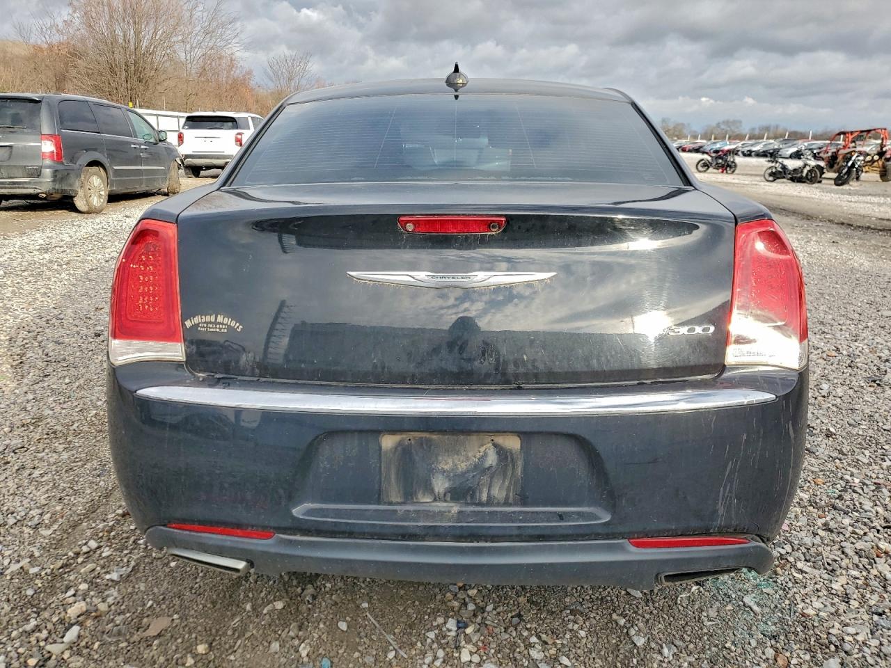 2016 Chrysler 300 VIN 2C3CCAAG6GH295590 photo 6