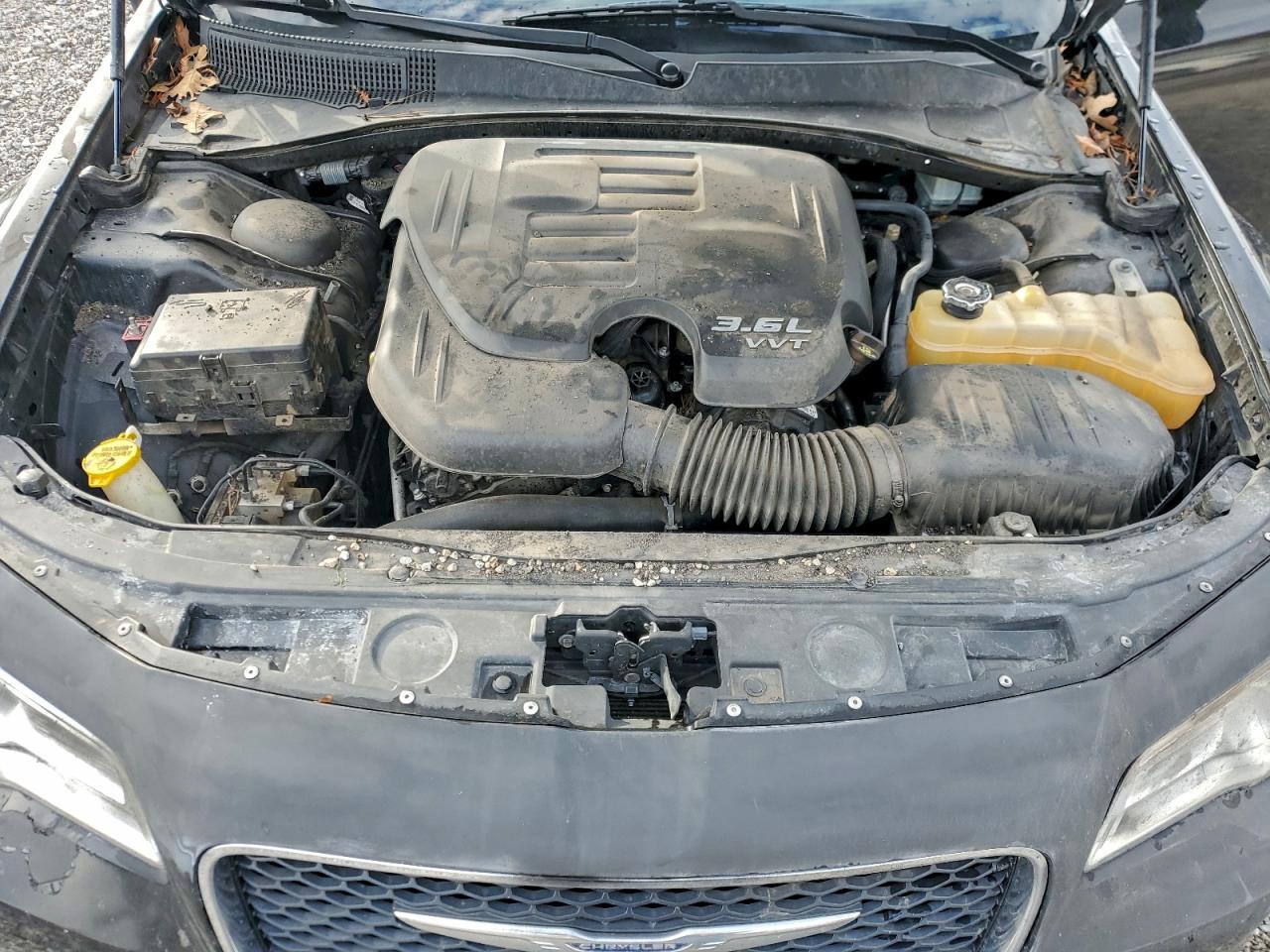 2016 Chrysler 300 VIN 2C3CCAAG6GH295590 photo 11