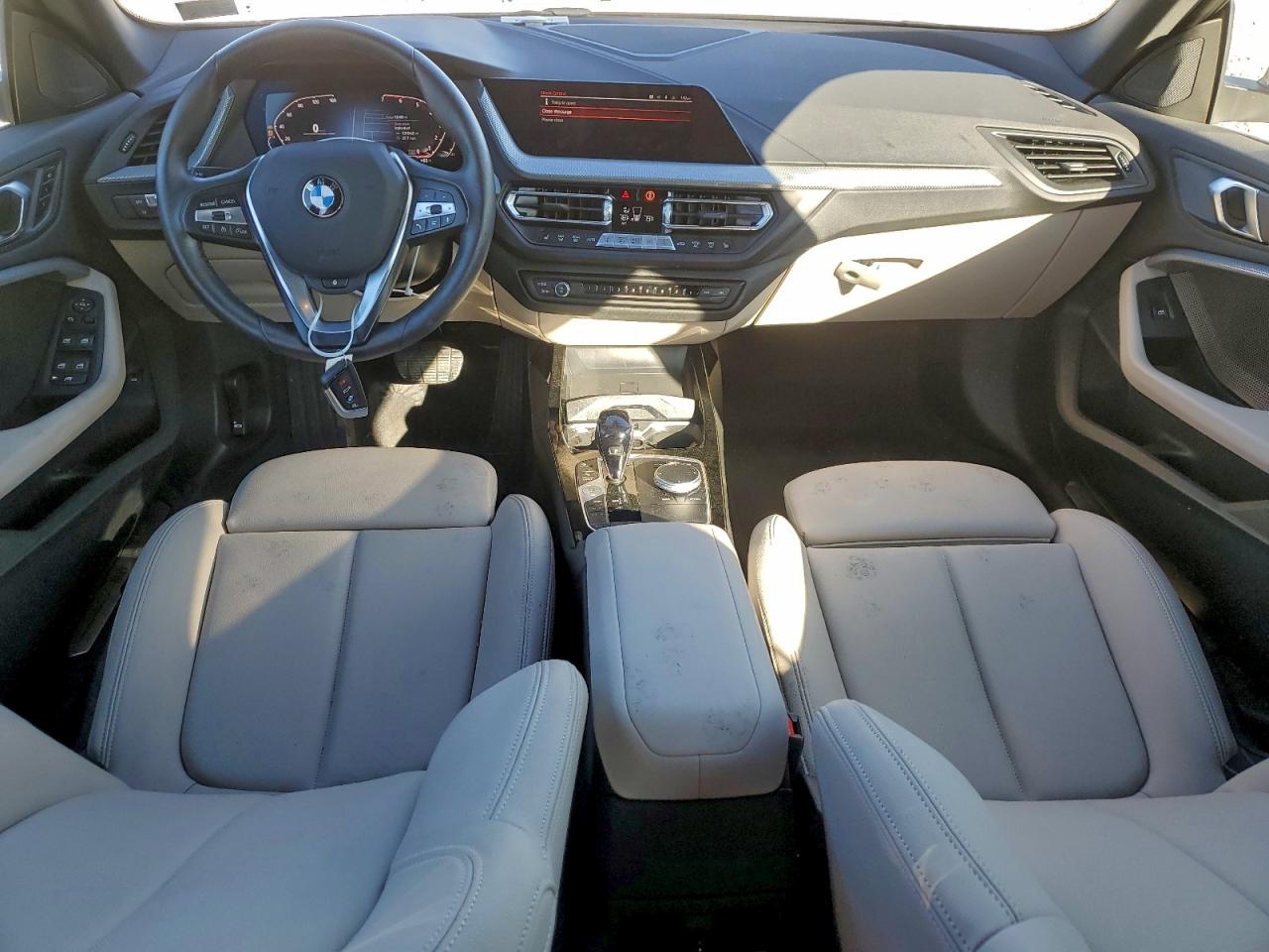 2024 BMW 2 series VIN WBA73AK08R7R43697 photo 8