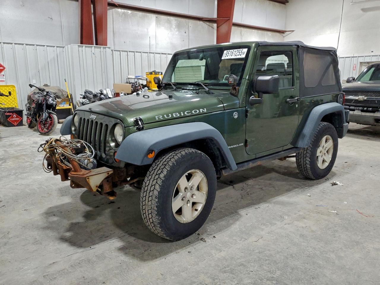 2008 Jeep Wrangler / VIN 1J4GA641X8L556547 photo 1