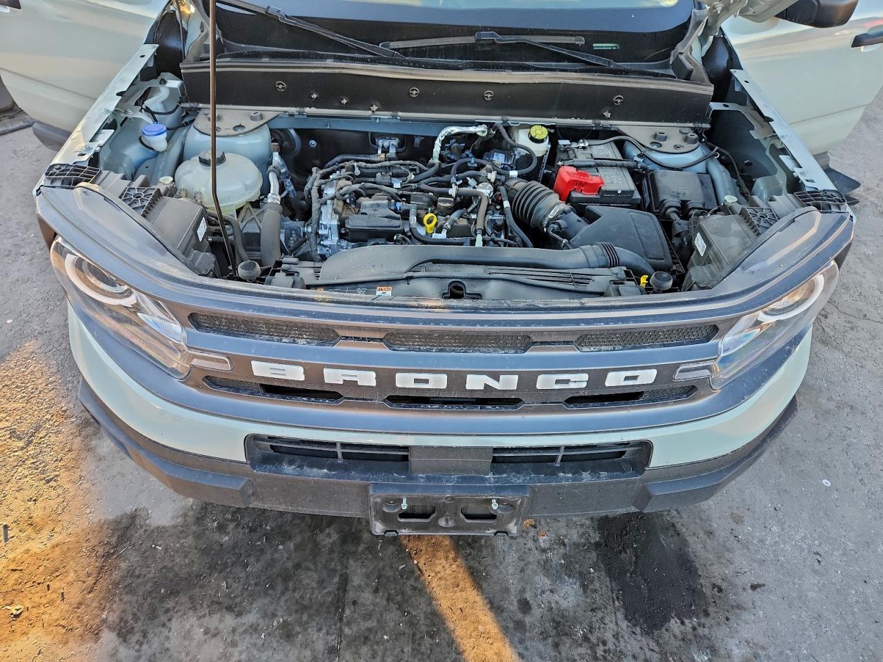 2024 Ford Bronco VIN 3FMCR9B65RRE68369 photo 12