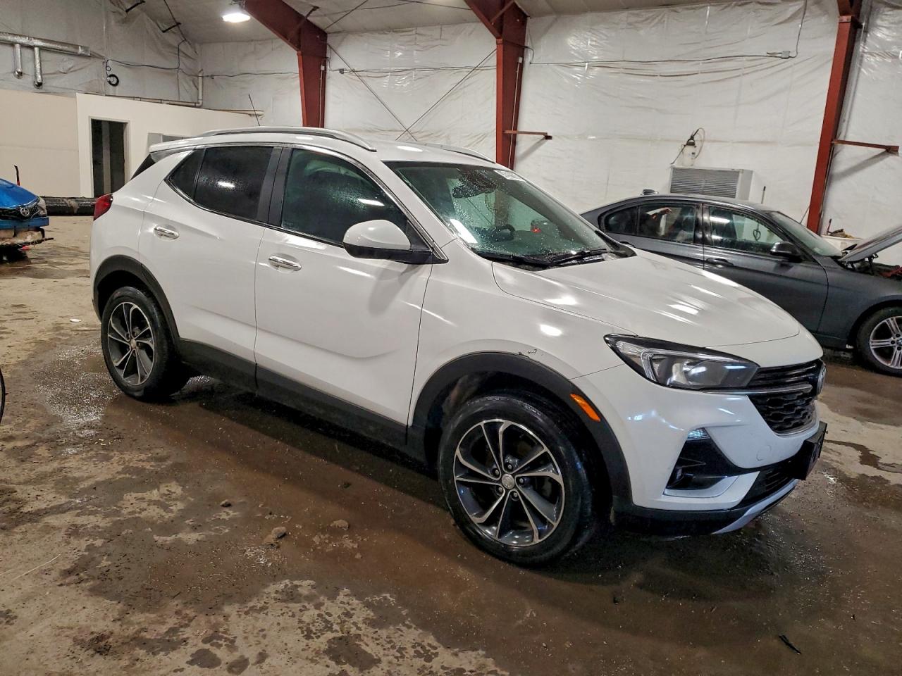 2022 Buick Encore VIN KL4MMESL9NB113705 photo 4