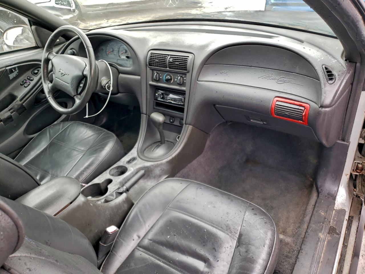 2002 Ford Mustang VIN 1FAFP40472F223304 photo 8