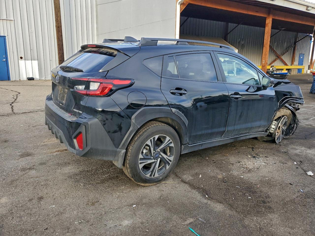 2025 Subaru Crosstrek VIN JF2GUHDC3SH217635 photo 3