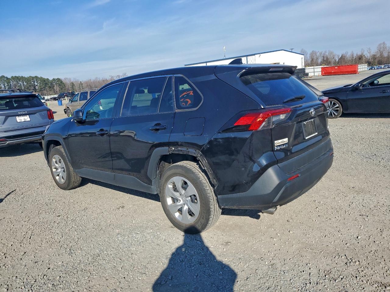 2023 Toyota Rav4 VIN 2T3H1RFV2PC228113 photo 2