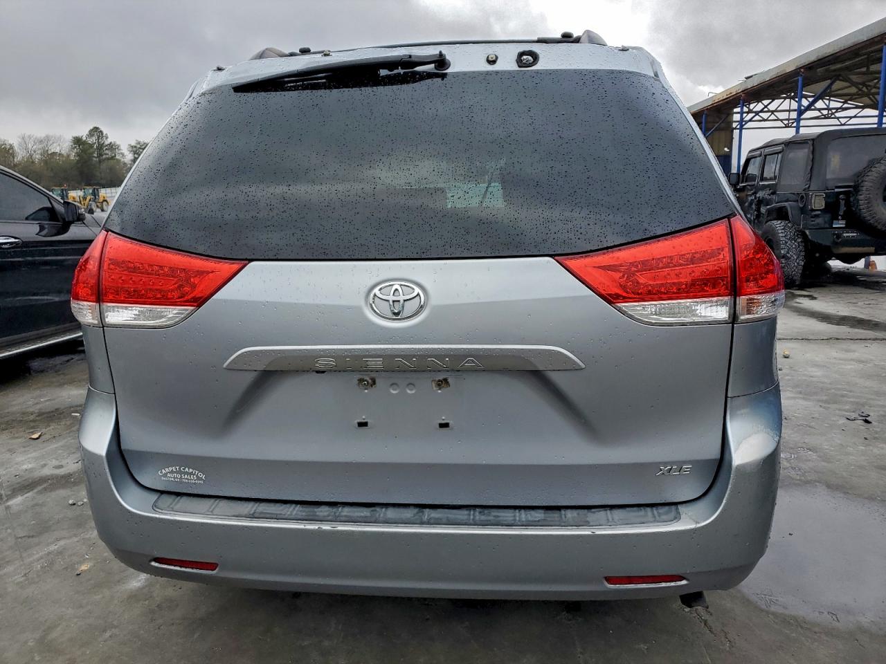 2011 TOYOTA All models VIN 5TDYK3DC0BS161757 photo 6