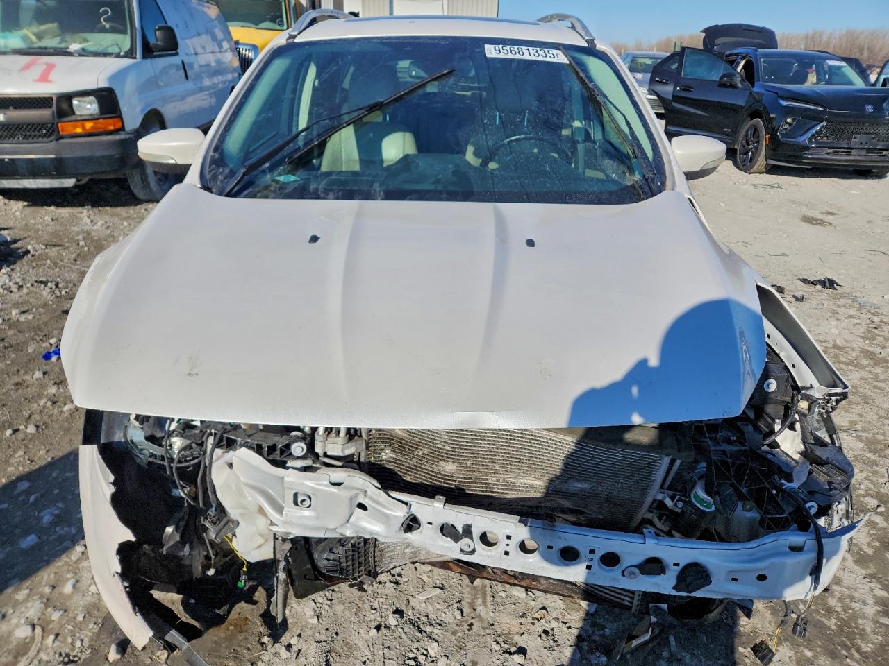 2015 Ford Escape VIN 1FMCU9J91FUC40884 photo 5