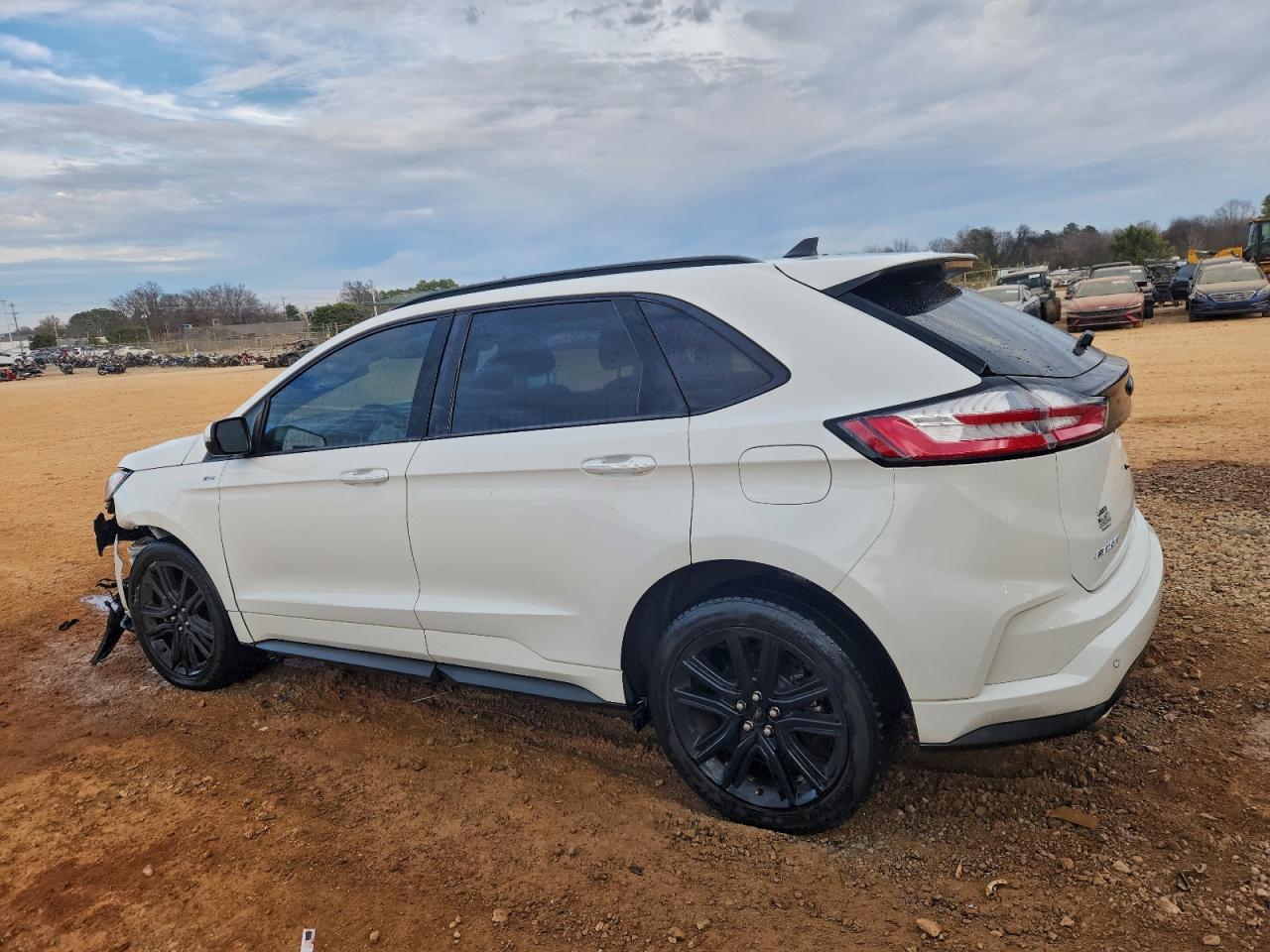 2020 Ford Edge VIN 2FMPK3J98LBB10526 photo 2