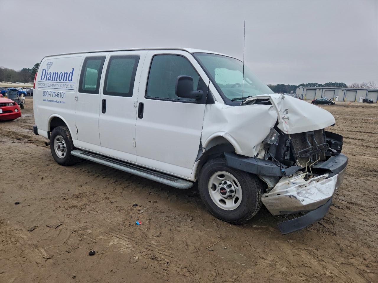 2017 GMC Savana VIN 1GTW7AFF2H1911749 photo 4