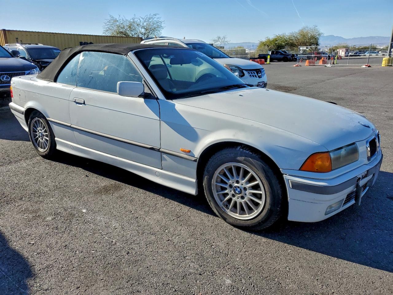 1998 BMW 3 series VIN WBABJ8321WEM21364 photo 4