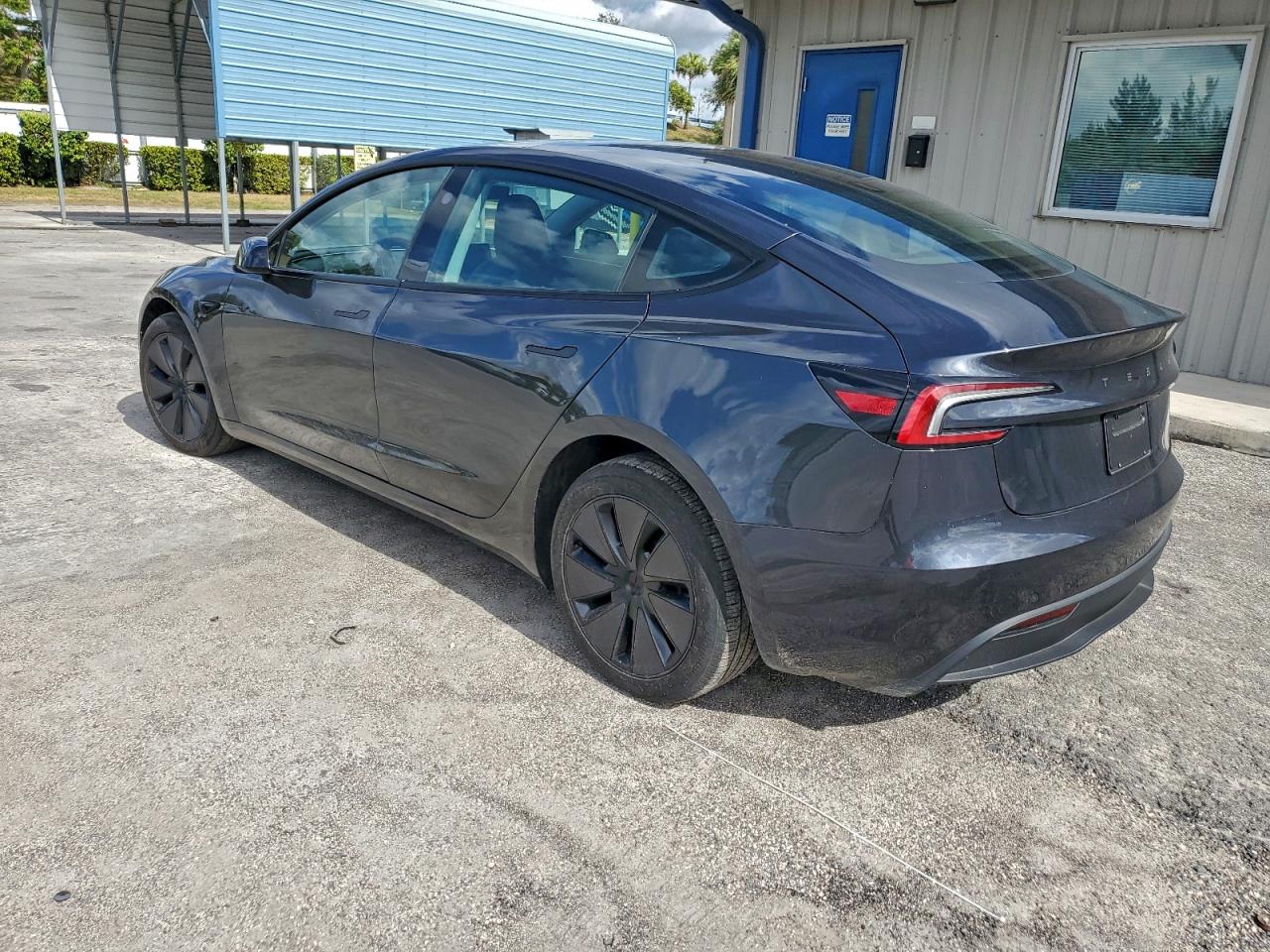 2024 Tesla Model 3 VIN 5YJ3E1EA8RF744353 photo 2