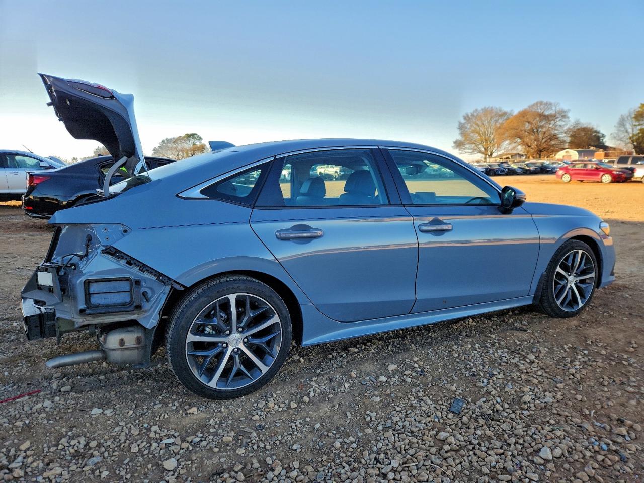 2024 Honda Civic VIN 2HGFE1F90RH337575 photo 3