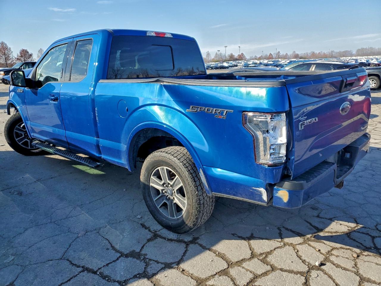2017 Ford F-150 VIN 1FTFX1EF7HKD17699 photo 2