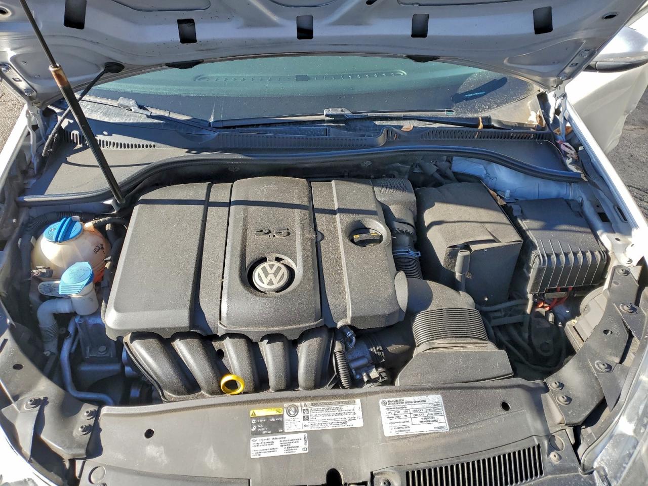 2014 Volkswagen Golf VIN WVWDB7AJ1EW005692 photo 11