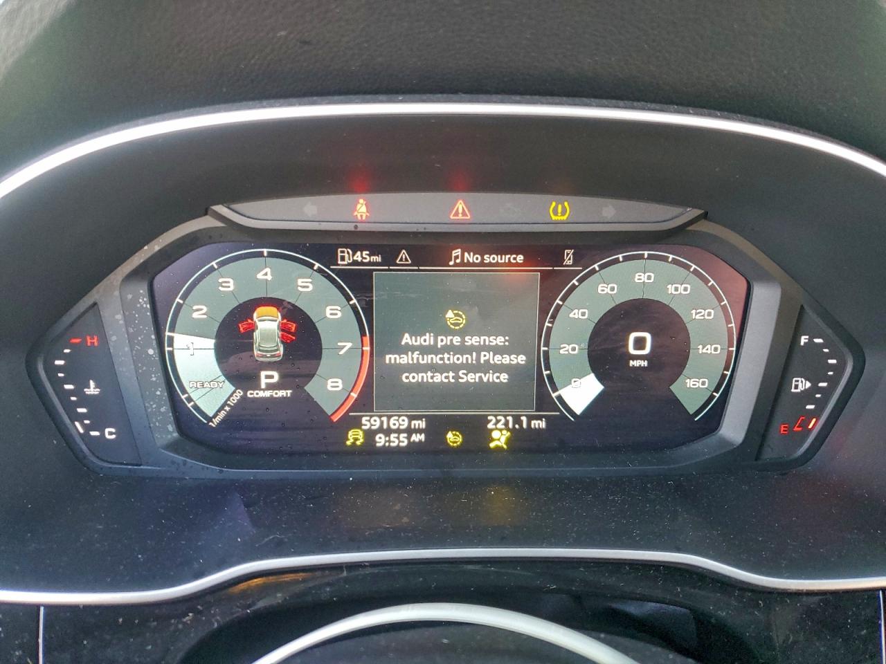 2022 Audi Q3 VIN WA1DECF34N1041622 photo 9