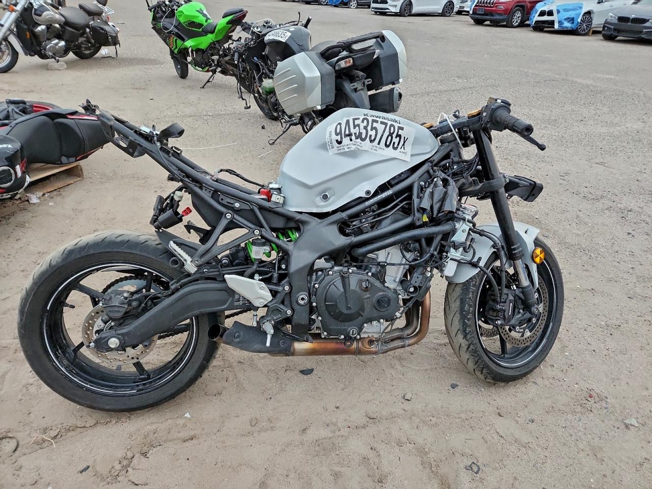 2025 Kawasaki All other VIN ML5ZXCS11SDA35133 photo 1