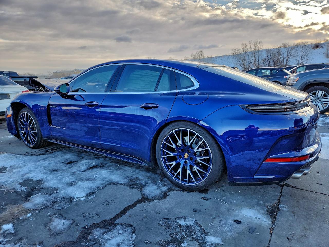 2025 Porsche Panamera VIN WP0AC2YA2SL060562 photo 2