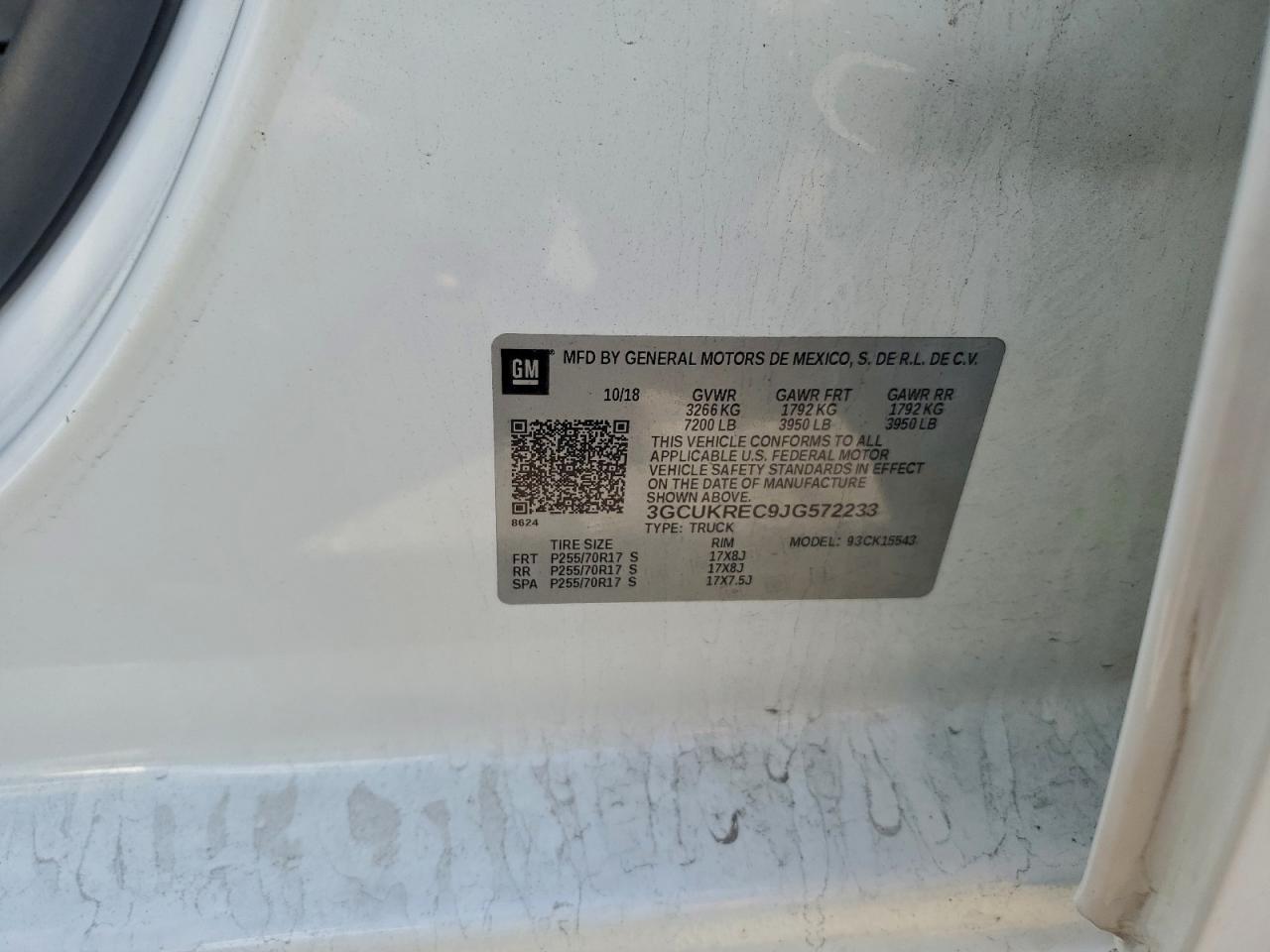 2018 Chevrolet All models VIN 3GCUKREC9JG572233 photo 12