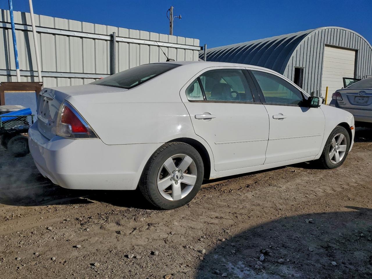 2007 Ford All models VIN 3FAHP07Z37R268270 photo 3