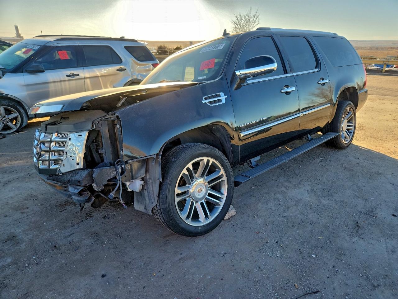 2010 Cadillac Escalade VIN 1GYUCJEF3AR249265 photo 1