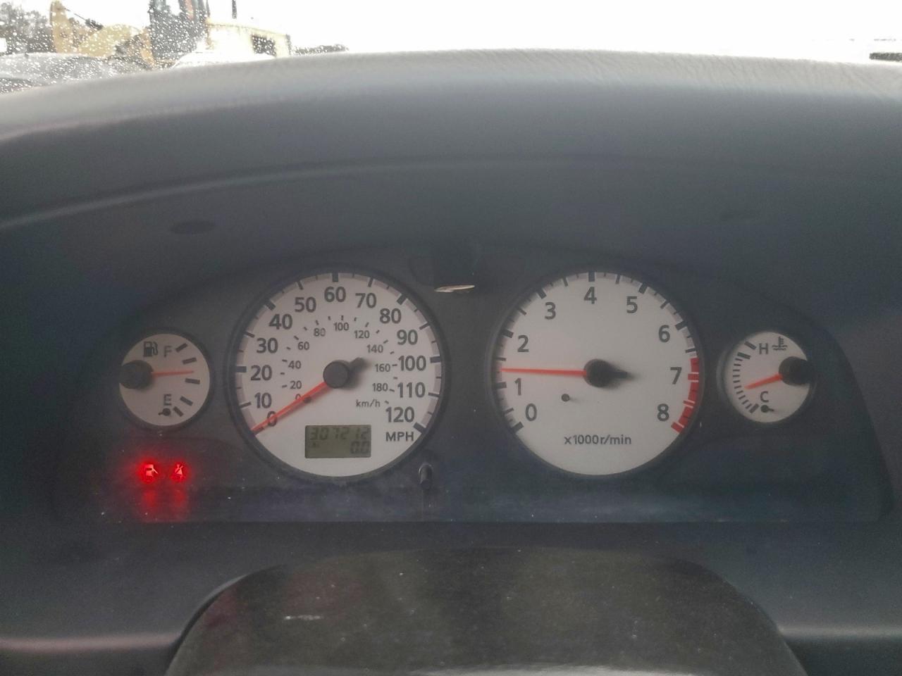 2001 Niss Pathfinder VIN JN8DR09X51W573034 photo 9