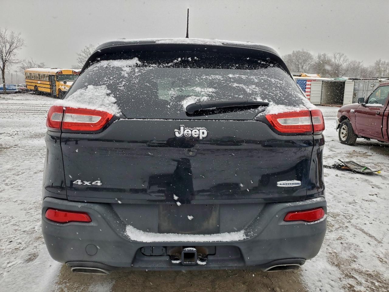 2015 Jeep Grand cher VIN 1C4PJMCS0FW750097 photo 6