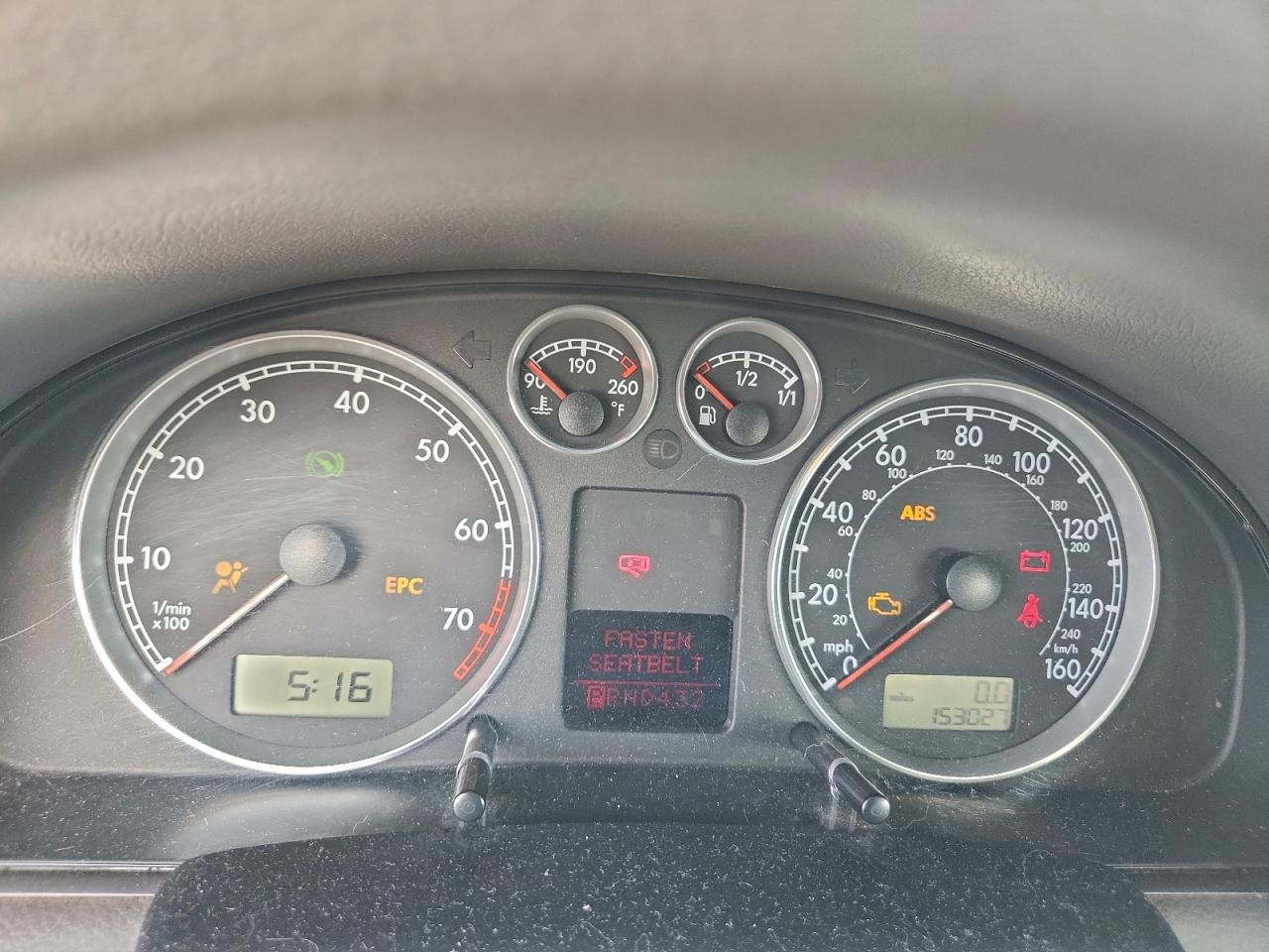 2005 Volkswagen Passat VIN WVWYU63B15E106877 photo 9