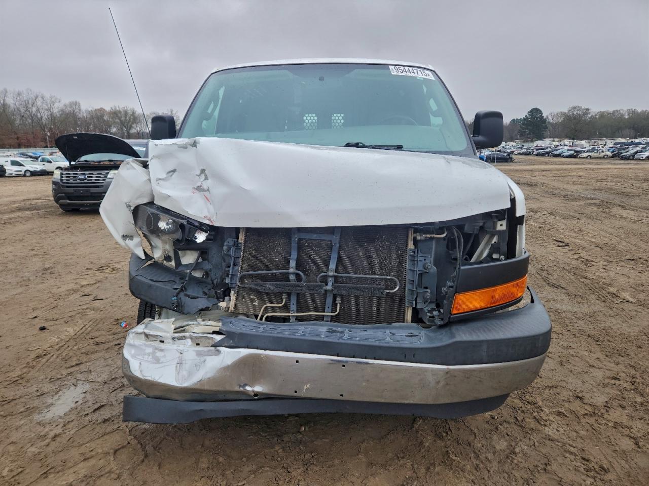 2017 GMC Savana VIN 1GTW7AFF2H1911749 photo 5